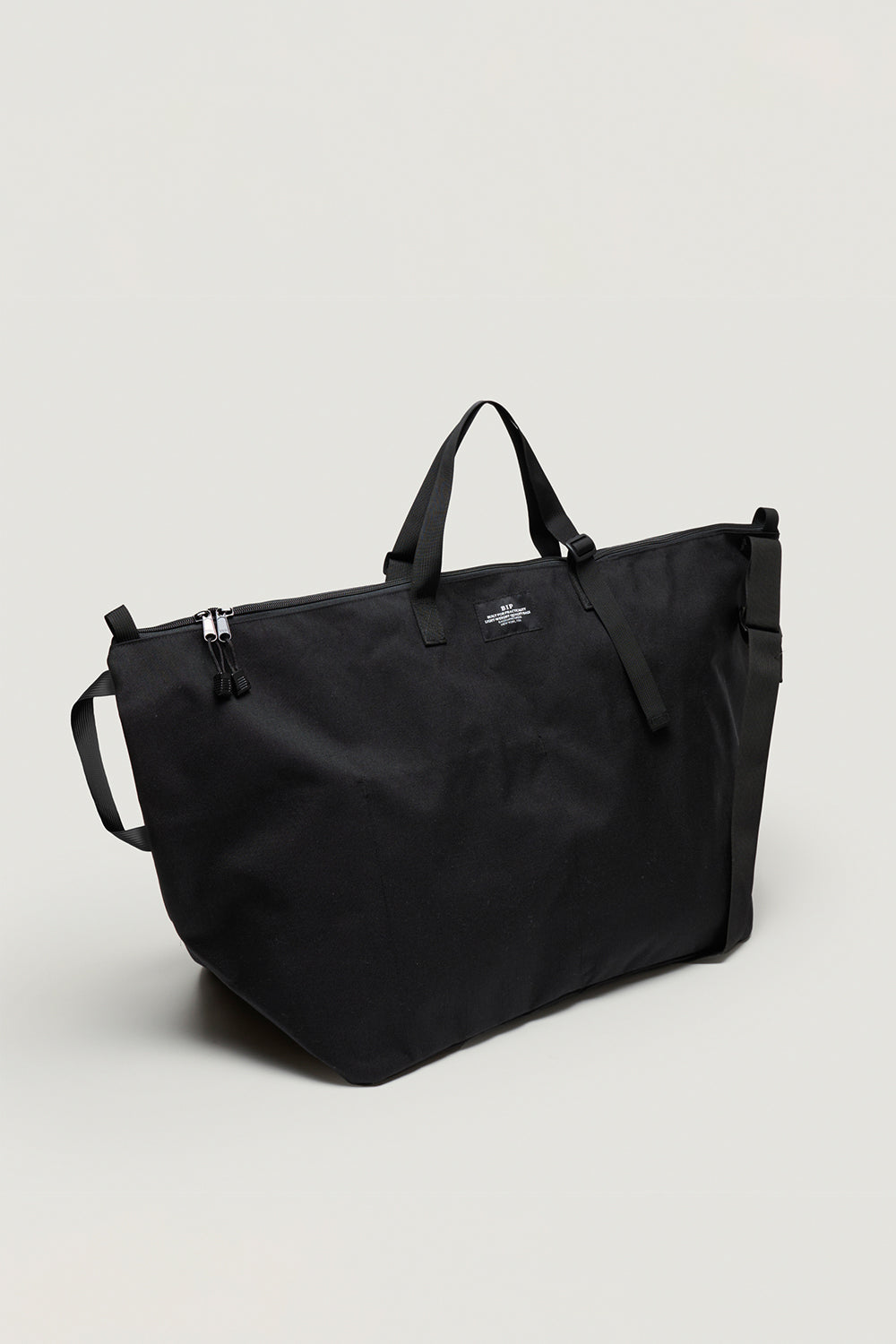 Traveler Duffle Large | Bags In Progress | The Standard Store