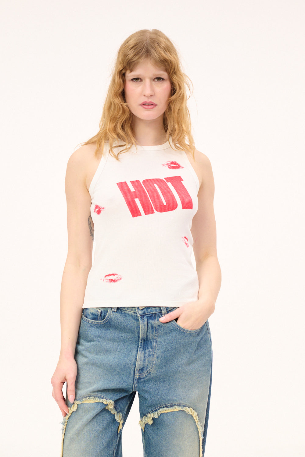 Kiss Me I'm Hot T-shirt | Carne Bollente | The Standard Store