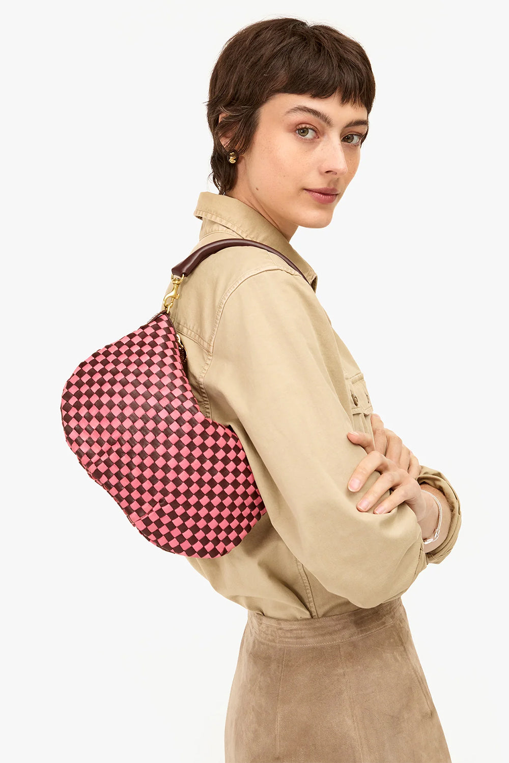 Petit Moyen Messenger Raisin/Petal | Clare V | The Standard Store

