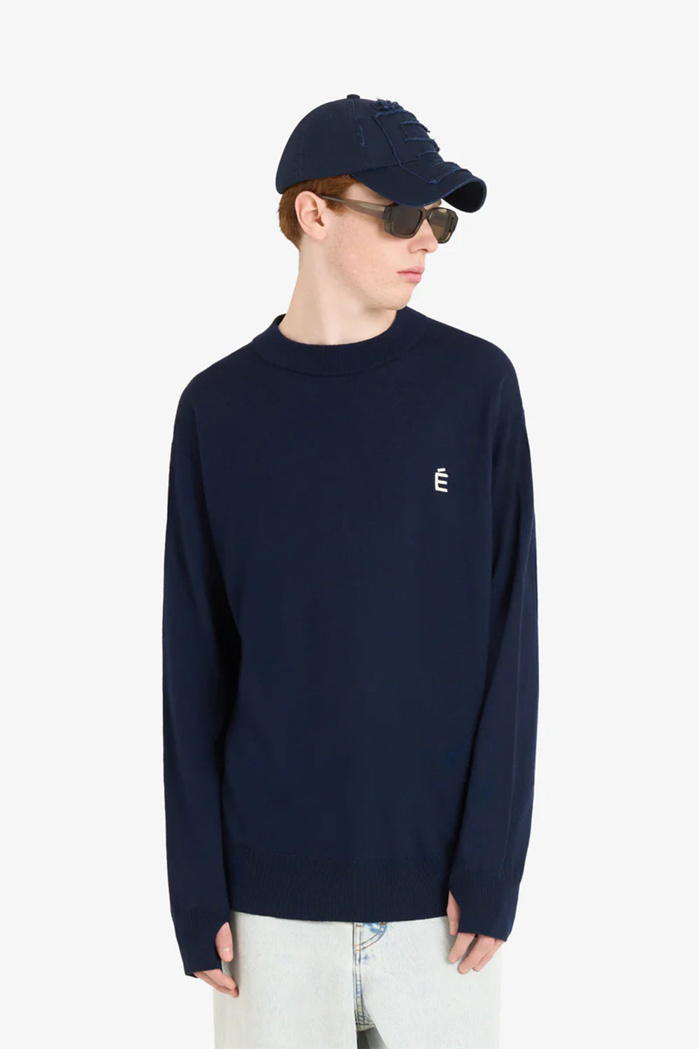 Merino Roundneck | Études | The Standard Store