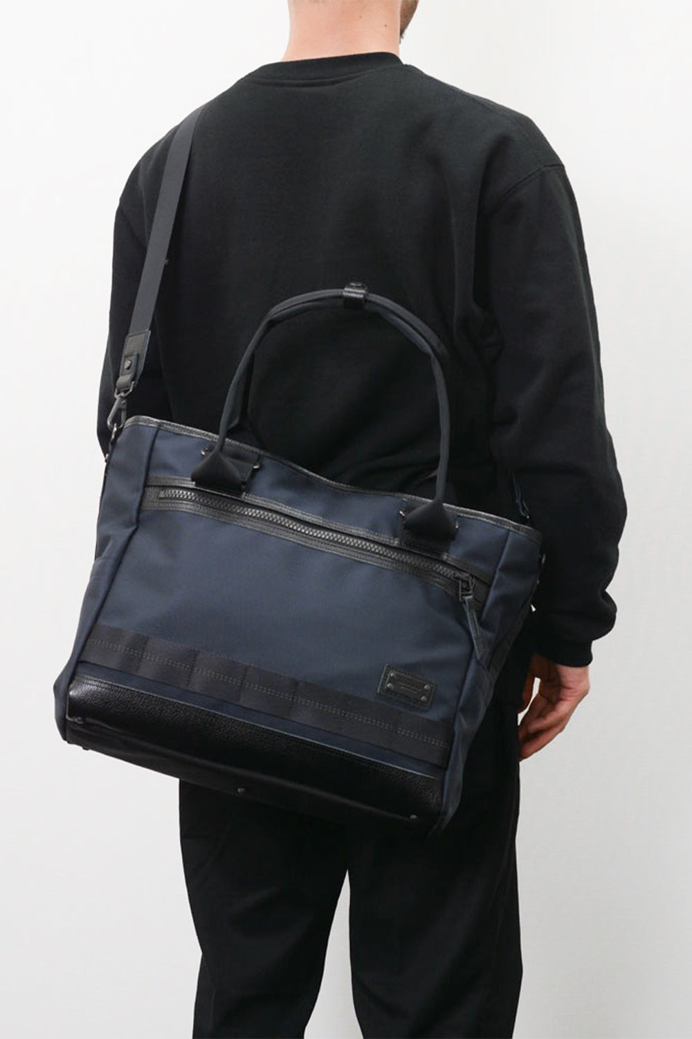 Rise 2 Way Tote Bag | Master-Piece | The Standard Store