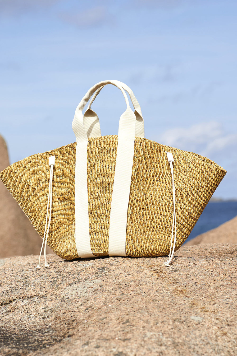 Maxi So, Nat/Ecru | Muun | The Standard Store