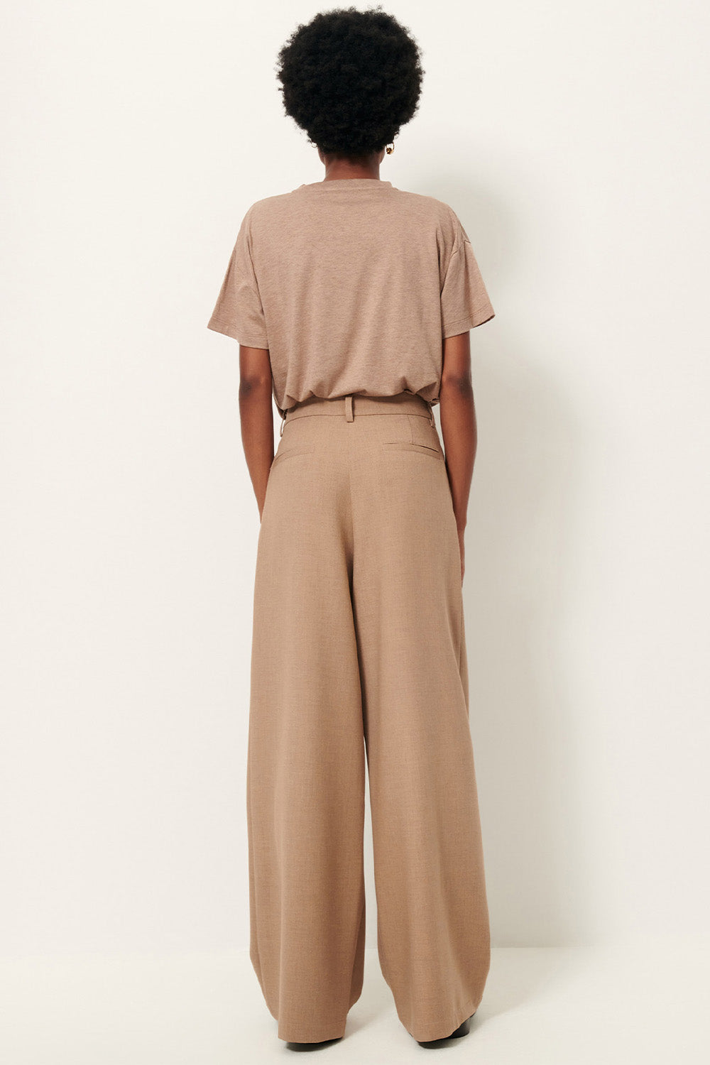 Too Short Sleeve Tshirt, Alpaga | Sessùn | The Standard Store