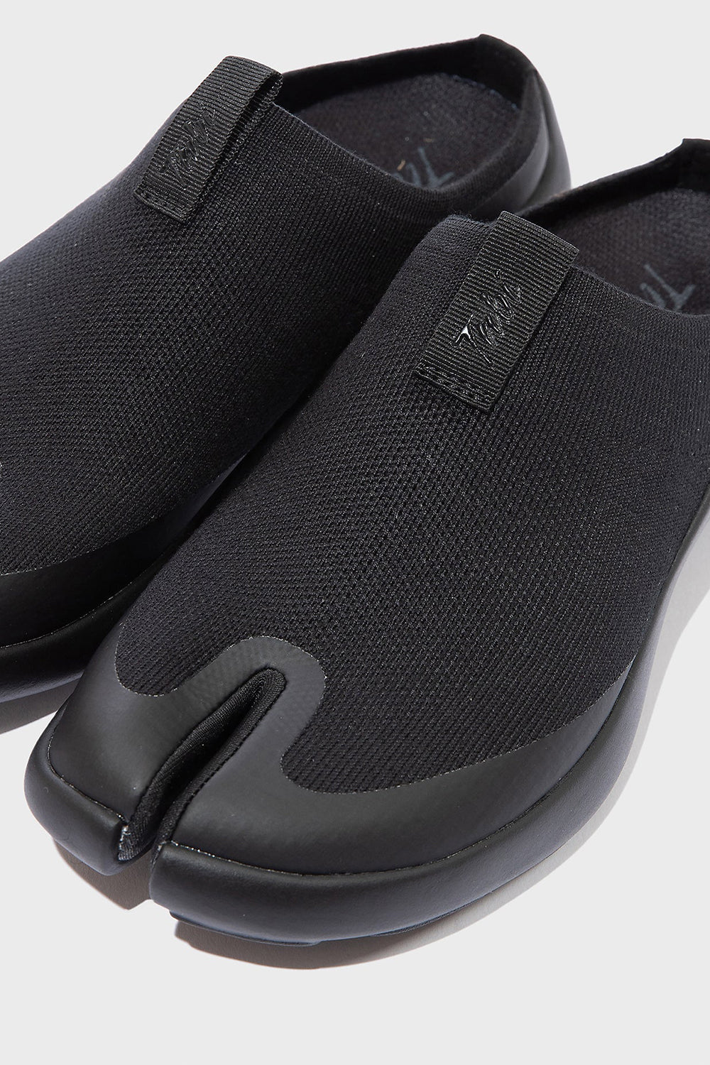 Tabi Mules Men, Black | Tabi | The Standard Store