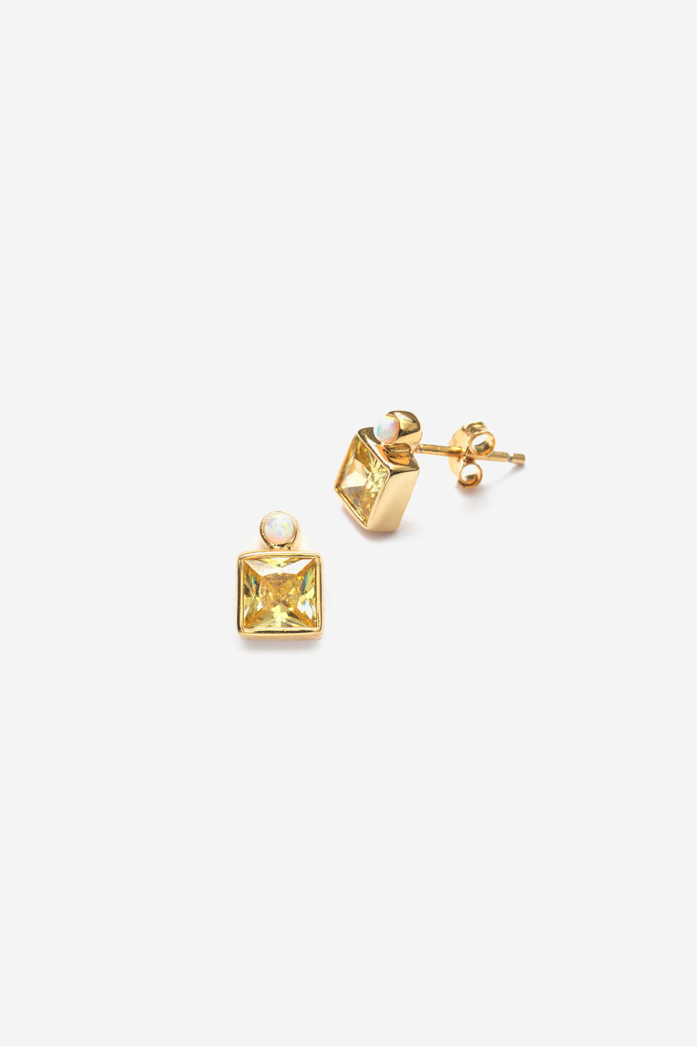 Bling stud golden glow
